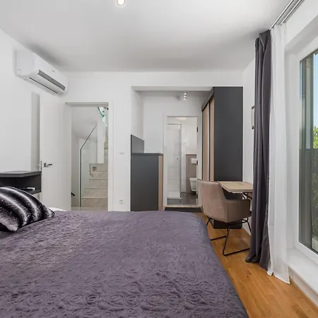 Modern House Jadranka With Pool - Happy Pinezići