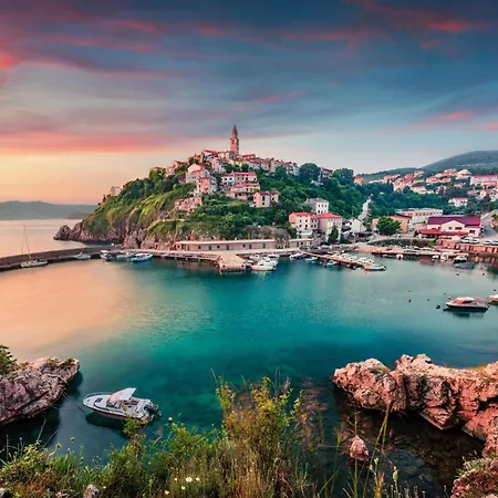 Holiday home Modern House Jadranka With Pool - Happy Pinezici (Krk)