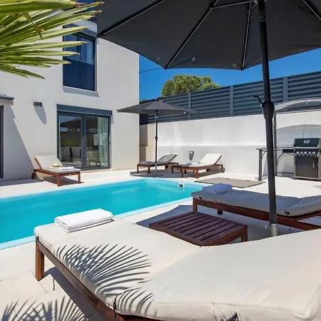 Modern House Jadranka With Pool - Happy