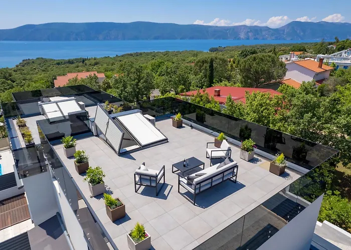 Modern House Jadranka With Pool - Happy * Pinezici (Krk)